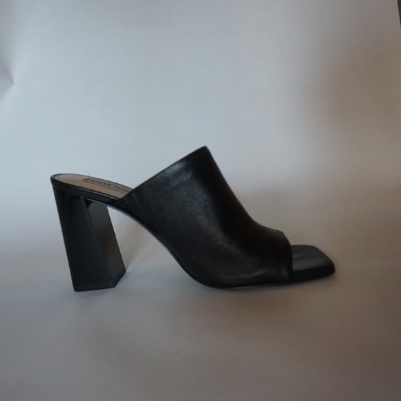 Steve Madden Leather Heels Sandals - Picture 5 of 9